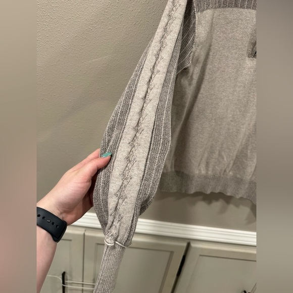 BKE Channel Sweater - Picture 4 of 8